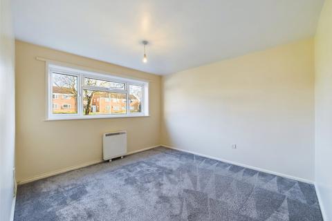 2 bedroom apartment to rent, Mendip Close, Quedgeley, Gloucester, Gloucestershire, GL2