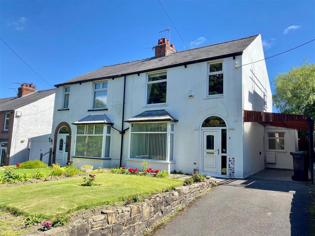 Buxton Old Road, Disley, Stockport 3 bed semidetached house £325,000