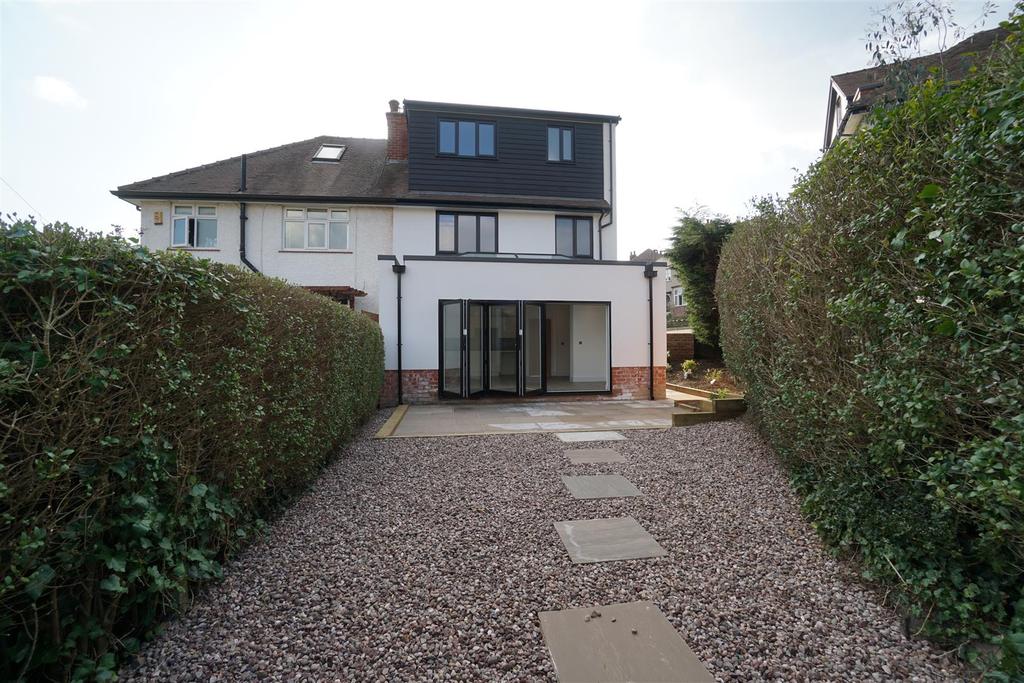 Abbeydale Park Crescent, Dore, Sheffield, S17 3PA 3 bed semidetached