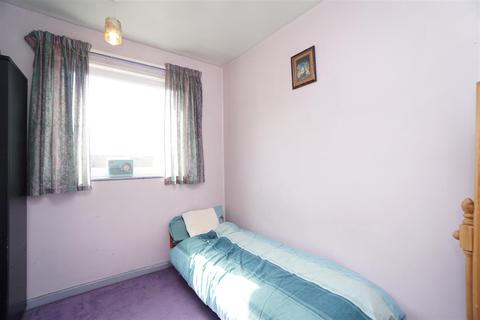 4 Grindlow Drive, Sheffield, S14 1PF