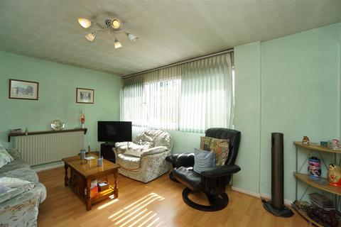 4 Grindlow Drive, Sheffield, S14 1PF