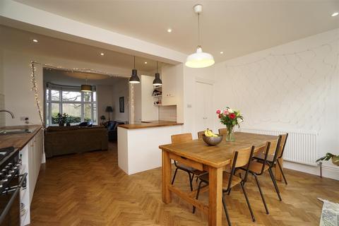 4 Burnside Avenue, Sheffield, S8 9FR