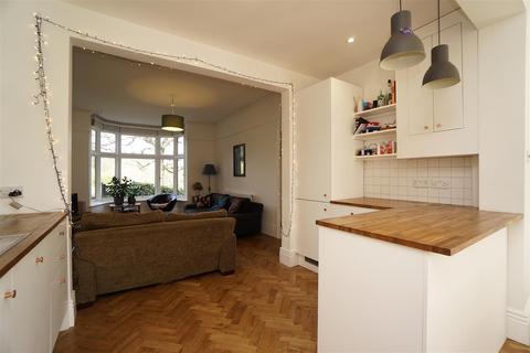 4 Burnside Avenue, Sheffield, S8 9FR
