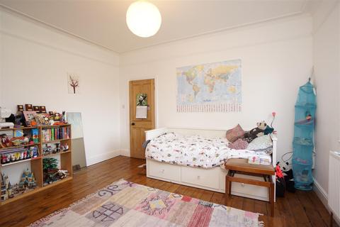 4 Burnside Avenue, Sheffield, S8 9FR