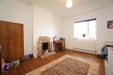 4 Burnside Avenue, Sheffield, S8 9FR