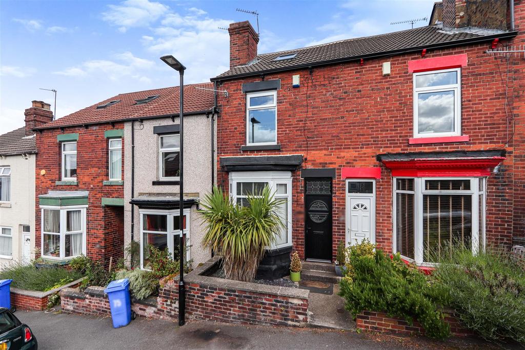 Cockayne Place, Meersbrook, Sheffield, S8 9DG 3 bed terraced house for