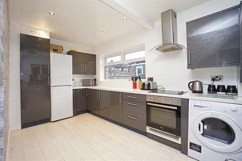 46 Lowedges Road, Sheffield, S8 7LB