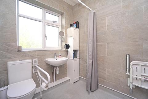 275 Meadow Head, Sheffield, S8 7UN