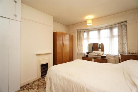 5 Warminster Road, Sheffield, S8 9BJ