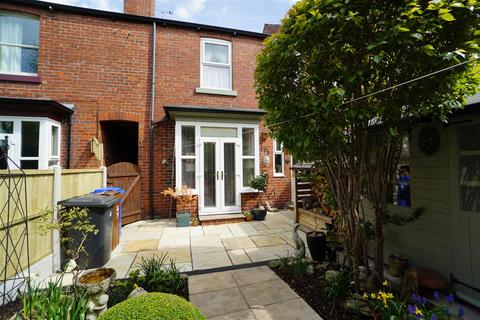 10 Greenhill Road, Sheffield, S8 0BA