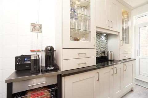 10 Greenhill Road, Sheffield, S8 0BA