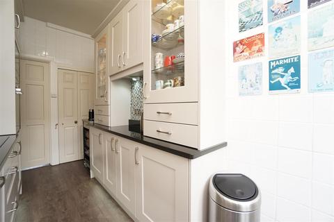10 Greenhill Road, Sheffield, S8 0BA