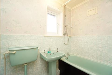 6 Warminster Drive, Sheffield, S8 9NX