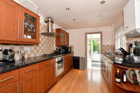 234 Old Road West, Gravesend, DA11 0LY