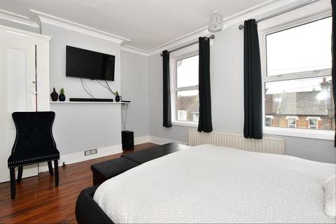 234 Old Road West, Gravesend, DA11 0LY