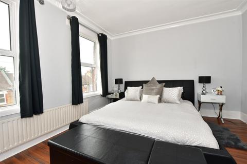 234 Old Road West, Gravesend, DA11 0LY
