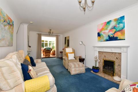 3 bedroom detached house for sale - St. Lawrence Way, Caterham, Surrey