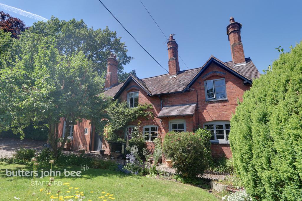 School Lane, Stafford 4 bed detached house £650,000