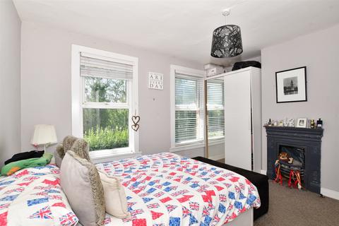 113 Sun Lane, Gravesend, DA12 5HW
