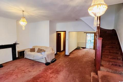 39 Osterley Park Road, Southall, UB2 4BN