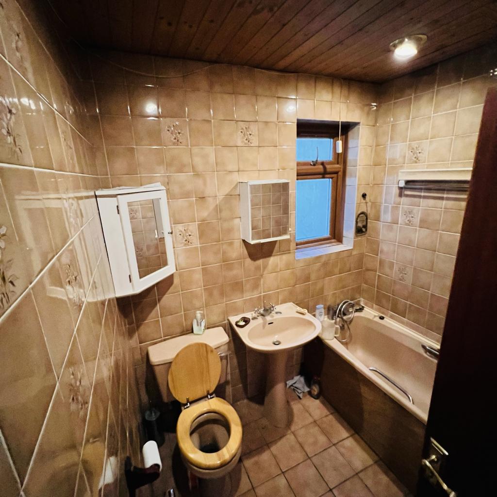 1st floor shower