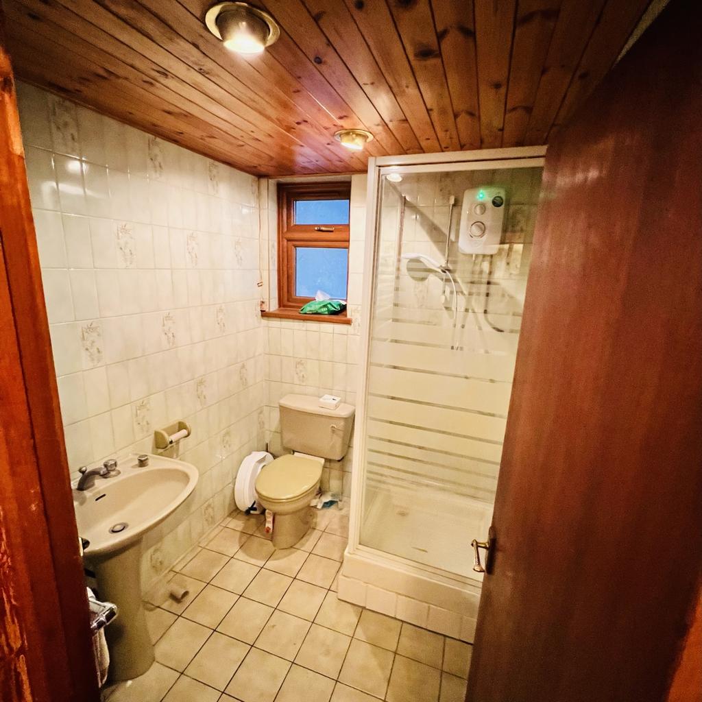 Ground floor shower