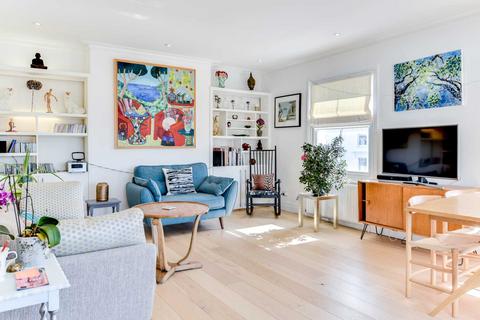 2 bedroom flat to rent, Medina Villas, Hove