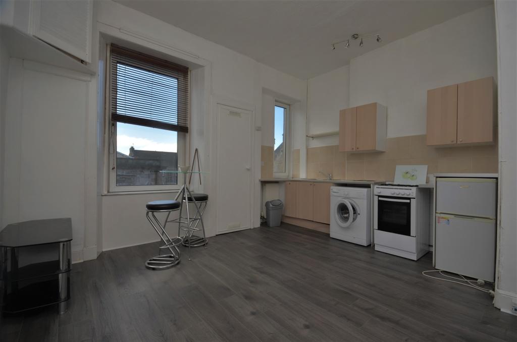 10 Williamson Avenue, Dumbarton, Dunbartonshire, G82 2AE 1 bed