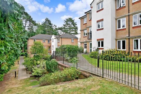 1 bedroom ground floor flat for sale, Stafford Road, Caterham, Surrey