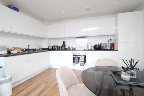2 bedroom apartment to rent - Red Robin Court,, Collier Row,, Romford, RM5
