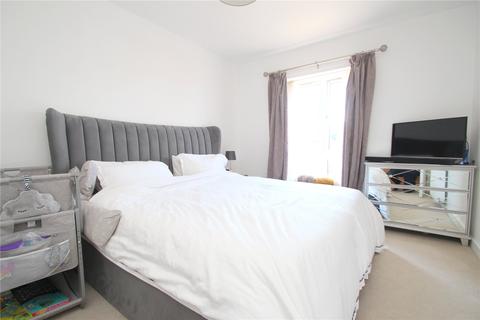 2 bedroom apartment to rent - Red Robin Court,, Collier Row,, Romford, RM5