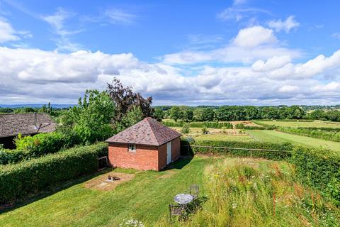 2 bedroom detached house for sale, Risbury,  Herefordshire,  HR6