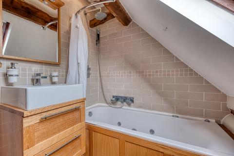 Weavers Byre, 30 Droitwich Road, Feckenham, Redditch, B96 6HX