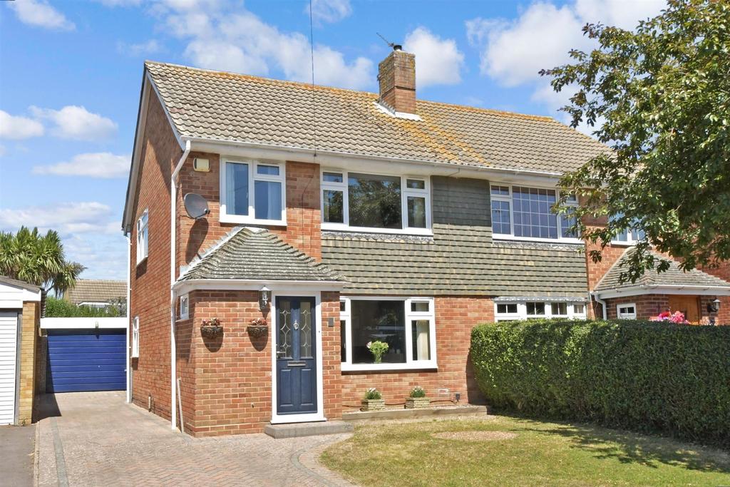 Glenwood Road, Southbourne, West Sussex 3 bed semidetached house £