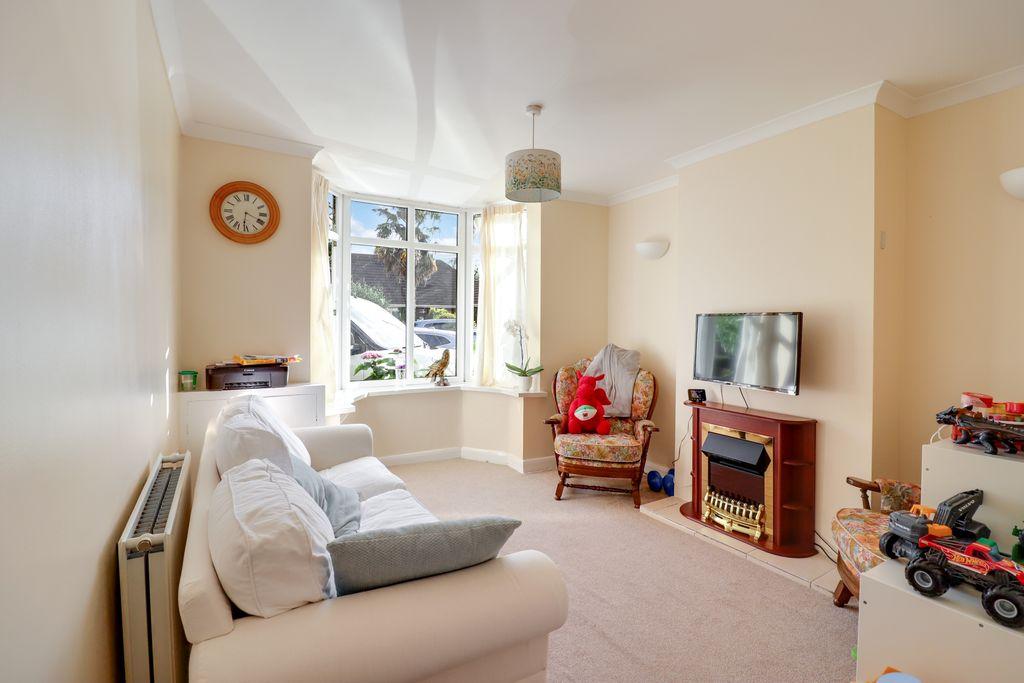 Wendover Road, StainesUponThames TW18 3DQ 2 bed end of terrace house for sale £400,000