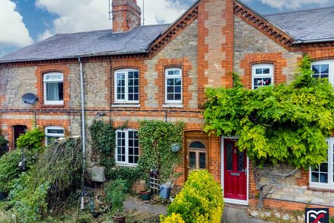 62 Brackley Road, Towcester, NN12 6DJ