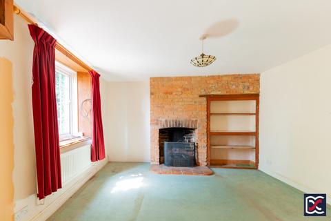 62 Brackley Road, Towcester, NN12 6DJ