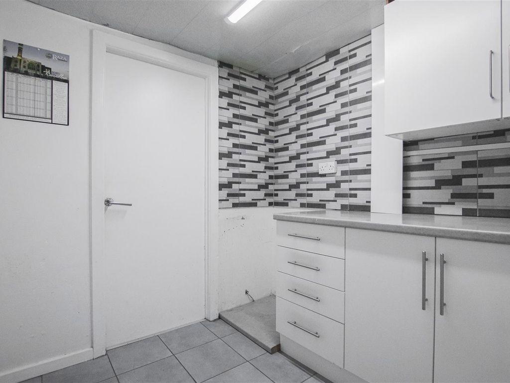 Westwood Street, Accrington BB5 3 bed terraced house £600 pcm (£138 pw)