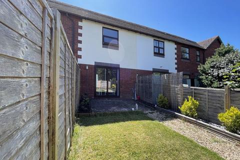 16 Chardstock Close, Exeter, EX1 3UP