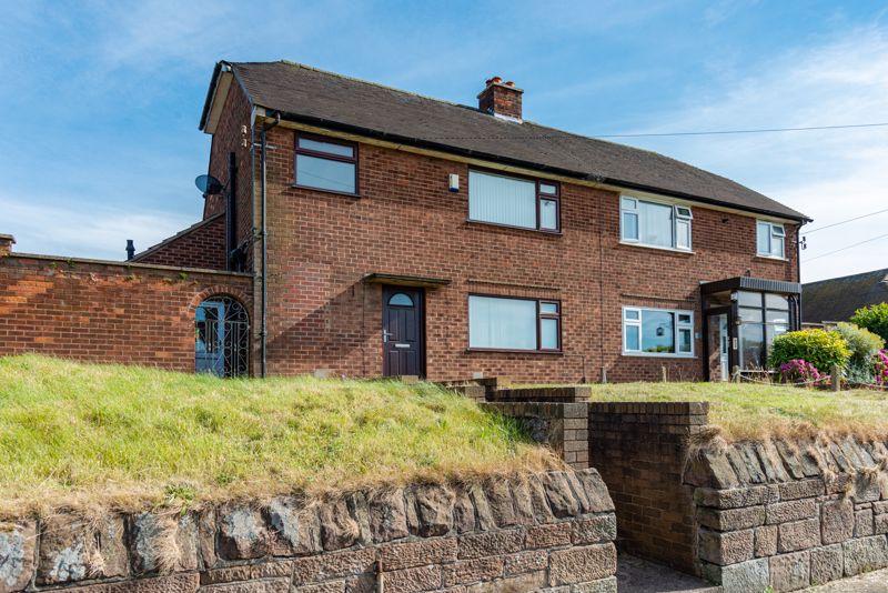 Picow Farm Road, Runcorn 3 bed semidetached house for sale £170,000
