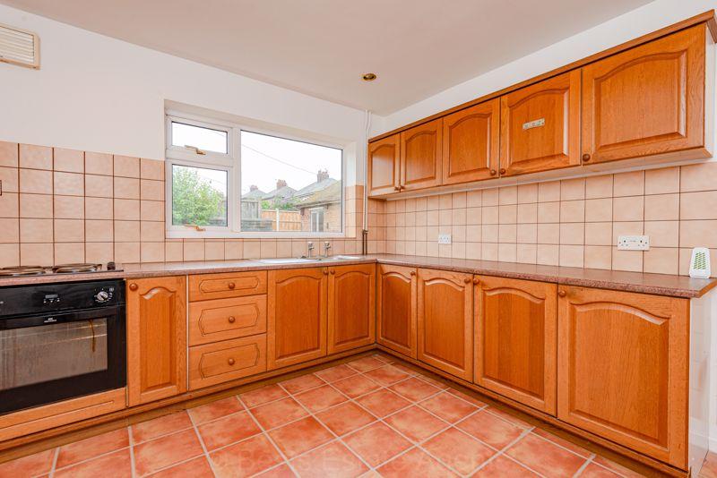 Picow Farm Road, Runcorn 3 bed semidetached house £170,000