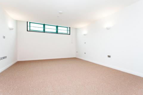 1 bedroom apartment to rent, Western Avenue, Perivale, Greater London, UB6