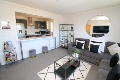 2 bedroom apartment for sale - Warren Road, Ashford, TW15