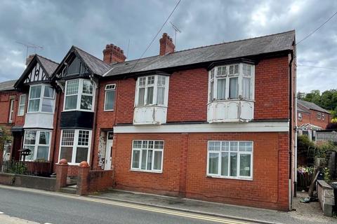 3 bedroom end of terrace house for sale - Holyhead Road, Llangollen