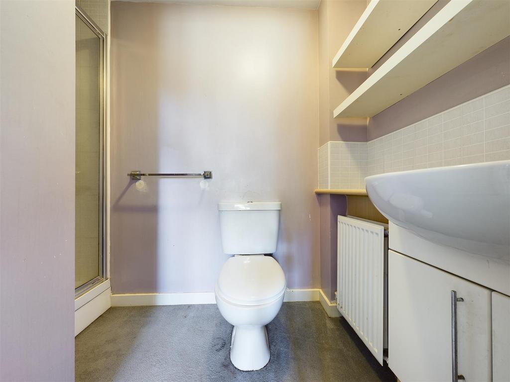 Ensuite: