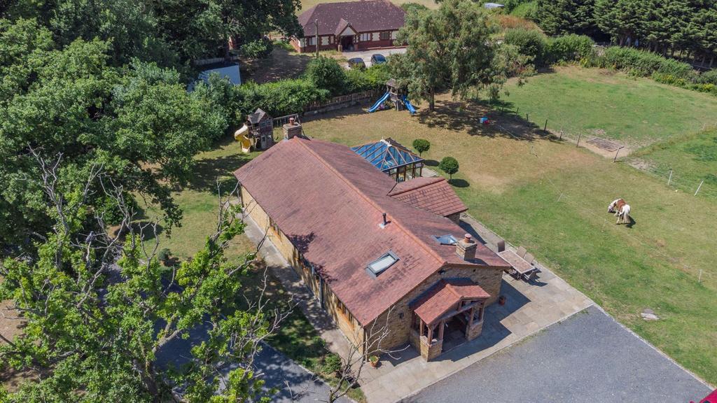 Blind Lane, Billericay 4 bed detached house £800,000