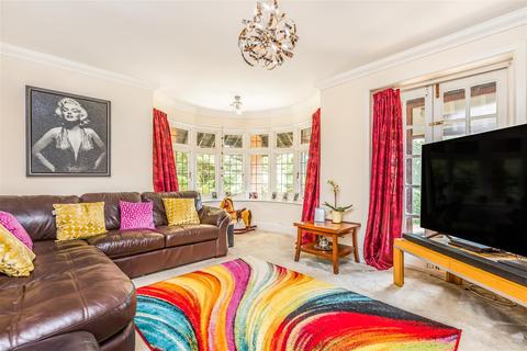 4 bedroom chalet for sale - Magna Road, Bournemouth