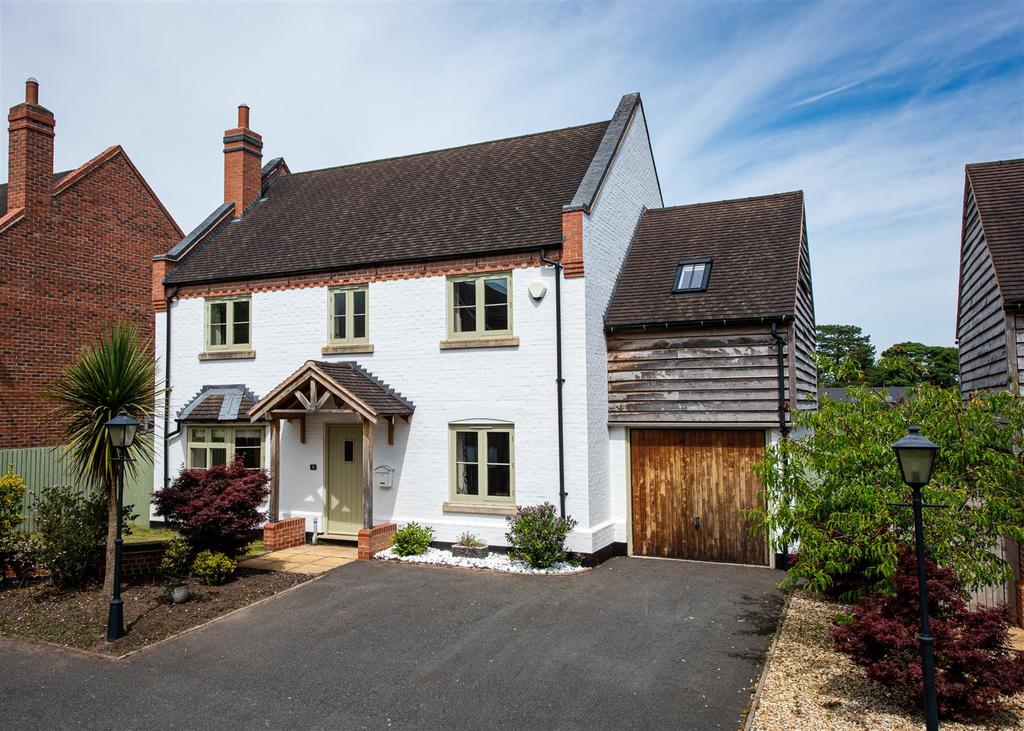 5 Admiral Rodney Gardens, Brewood 4 bed house £625,000