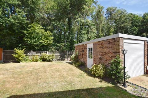 274 Grange Road, Guildford, GU2 9QZ