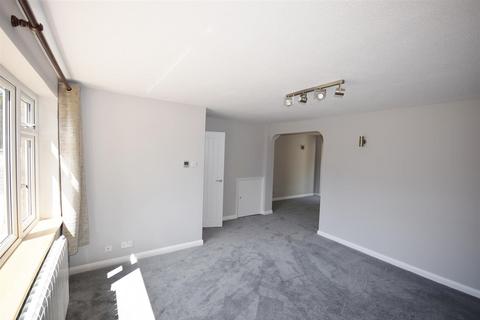 274 Grange Road, Guildford, GU2 9QZ